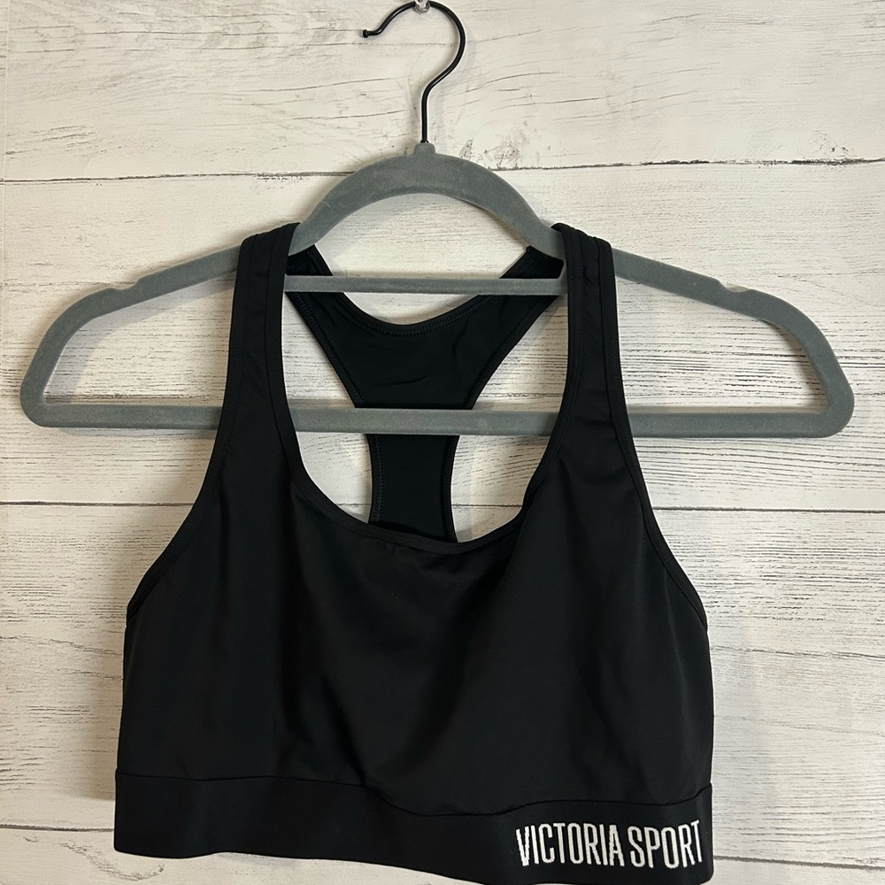 Victoria Secret Sports Bra | SIZE M